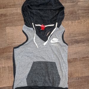 Hooded Nike tank